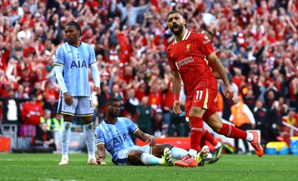 Salah: Arsenal is the favorite to win the championship. & Their players have been working together for five years, but I hope we defend the championship
